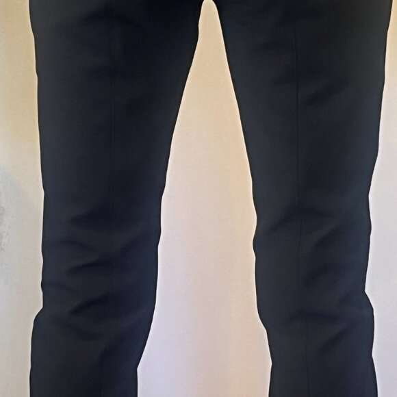 Black dress pants from White House Black Market, Size 00, Skinny fit. - Picture 4 of 10